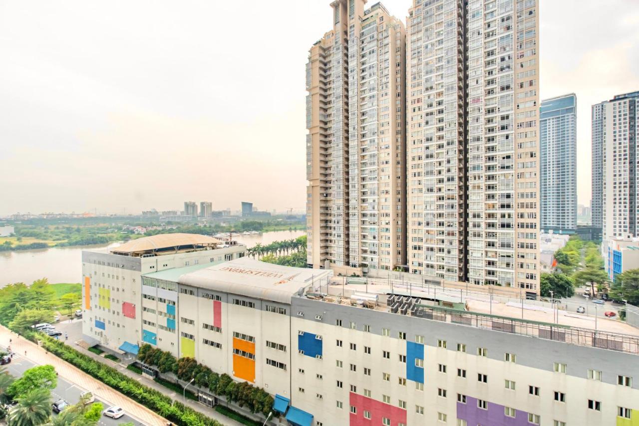Moxy Hcmc Aparts - Vinhomes Central Park, Ice Rink Хошимин Экстерьер фото
