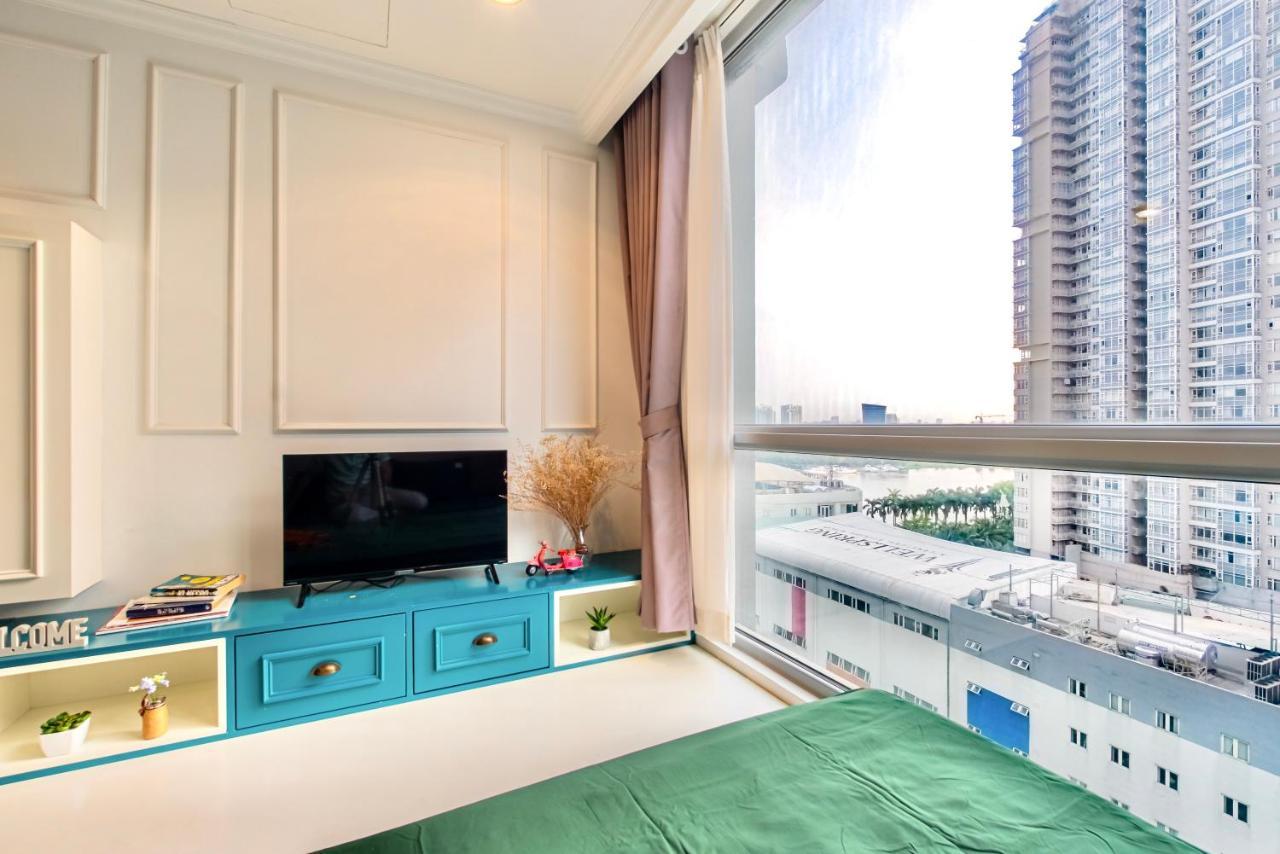 Moxy Hcmc Aparts - Vinhomes Central Park, Ice Rink Хошимин Экстерьер фото