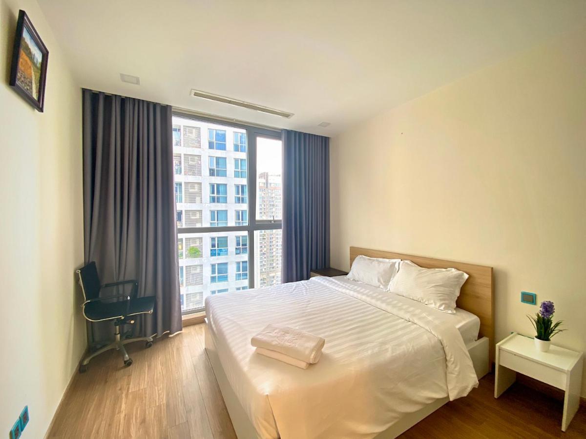 Moxy Hcmc Aparts - Vinhomes Central Park, Ice Rink Хошимин Экстерьер фото